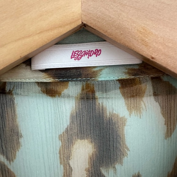 Leggiadro Cheetah Print Sheer Blouse size 10 Silk - Picture 6 of 9